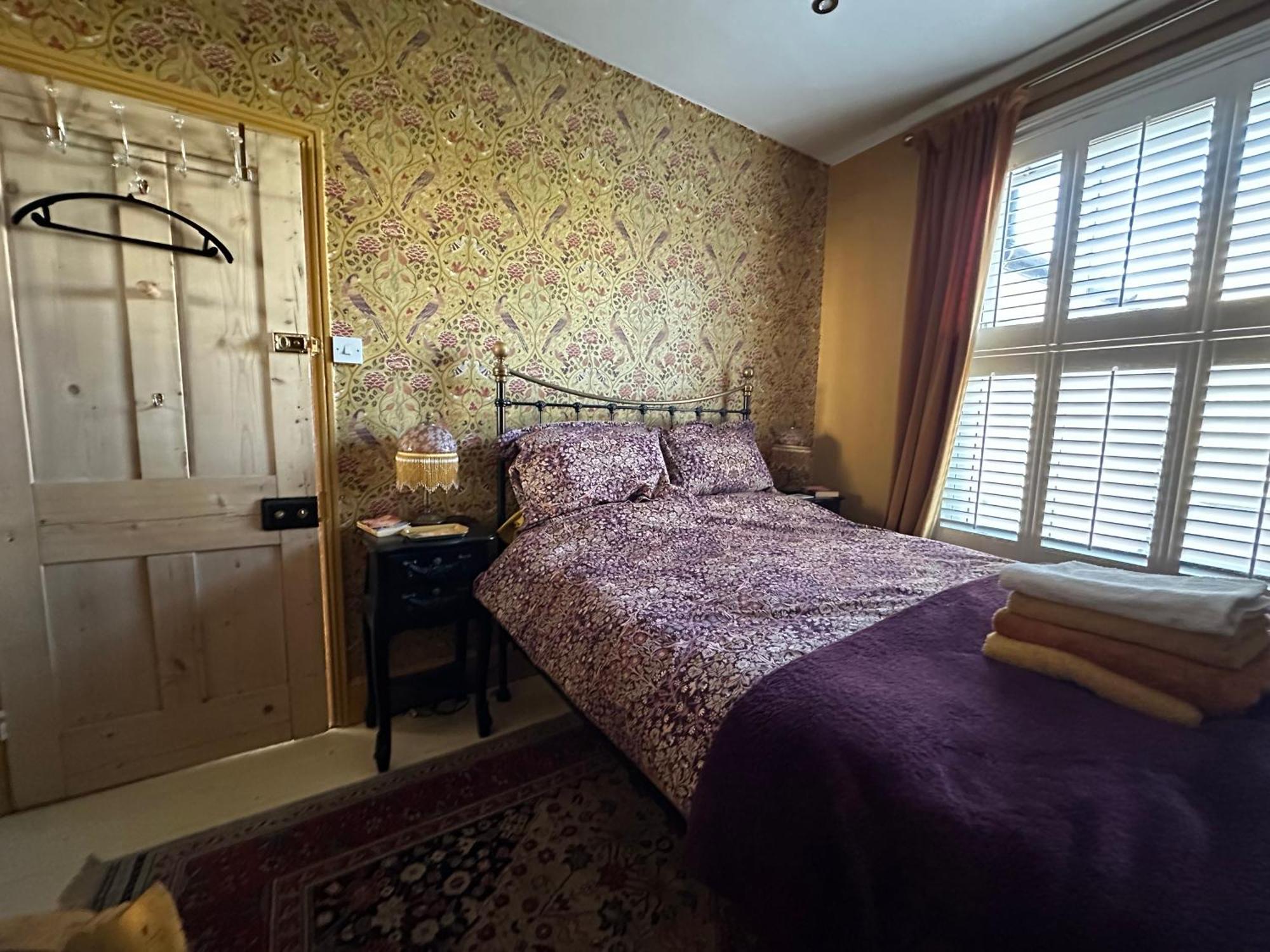 Double Room with Shared Bathroom